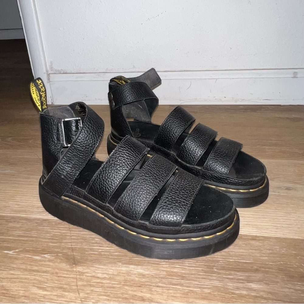 DR MARTEN SANDALS